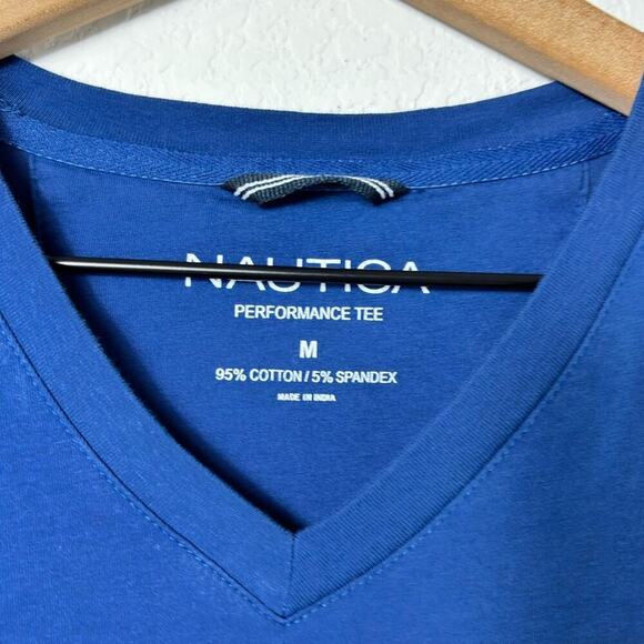 NAUTICA PERFORMANCE V-NECK TEE MEN SIZE MEDIUM SHORT SLEEVE BLUE WHITE TOP - Picture 2 of 4